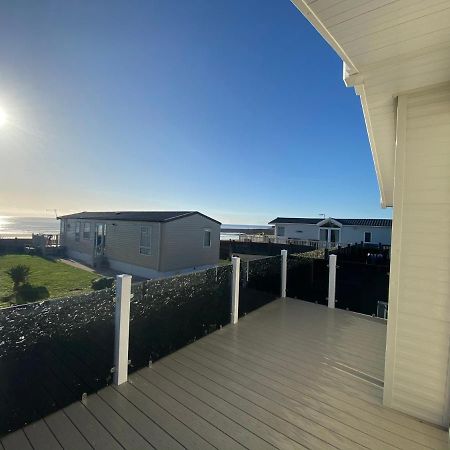 Sea View Beach Lodge Trecco Bay 3 Bedroom Porthcawl Exteriör bild