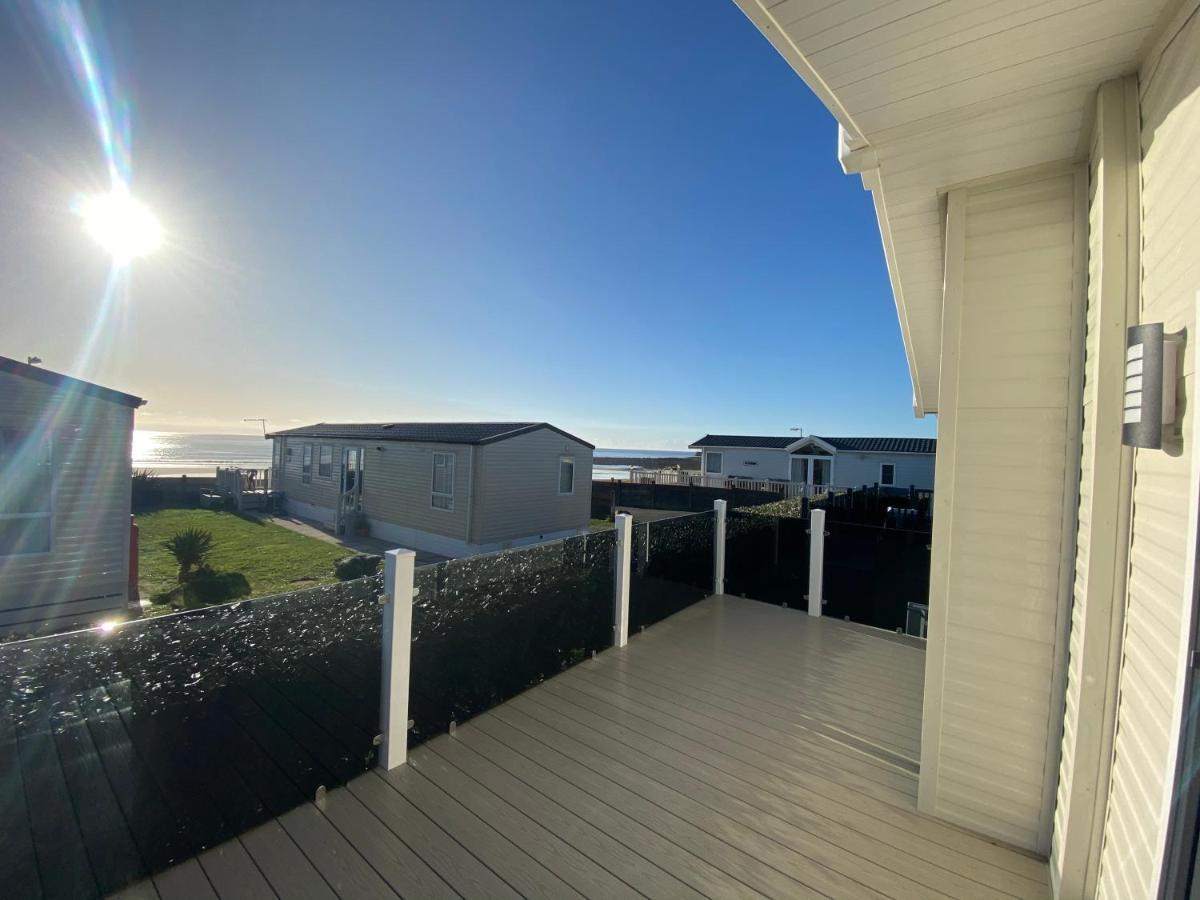 Sea View Beach Lodge Trecco Bay 3 Bedroom Porthcawl Exteriör bild